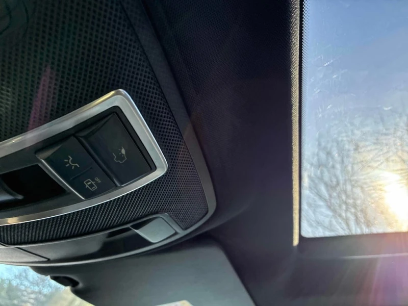 Mercedes-Benz GLE * 400 * CARFAX * ДВА КЛЮЧА* 360 КАМЕРИ* , снимка 14 - Автомобили и джипове - 53289519