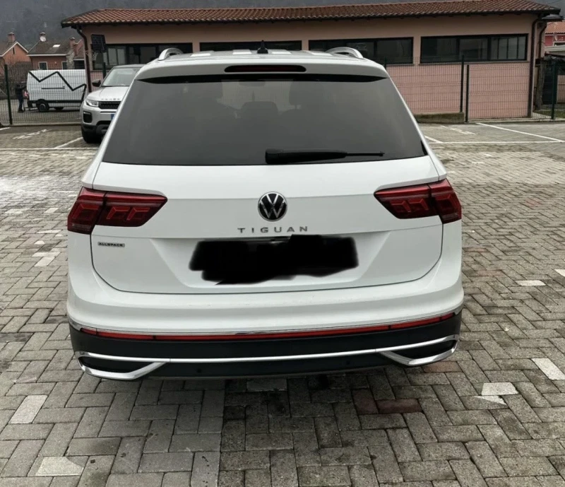 VW Tiguan, снимка 5 - Автомобили и джипове - 53430017