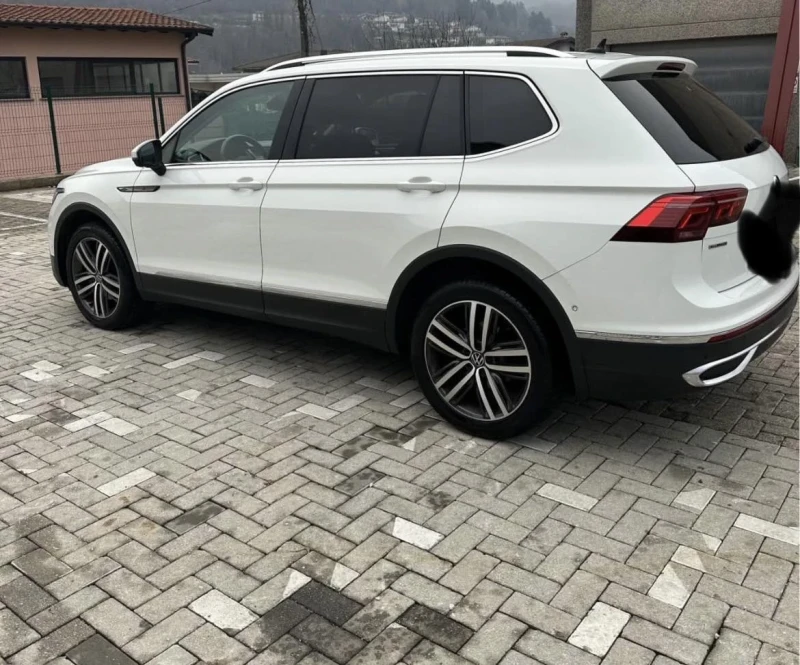 VW Tiguan, снимка 3 - Автомобили и джипове - 53430017