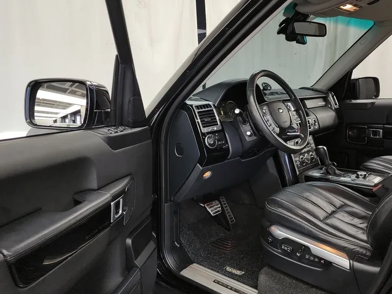 Land Rover Range rover 4.4, снимка 10 - Автомобили и джипове - 54504243