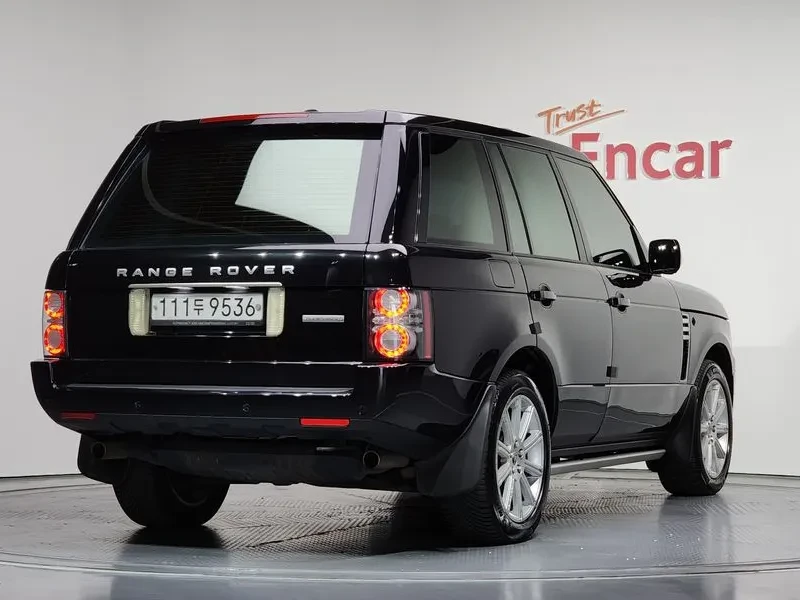 Land Rover Range rover 4.4, снимка 2 - Автомобили и джипове - 54504243