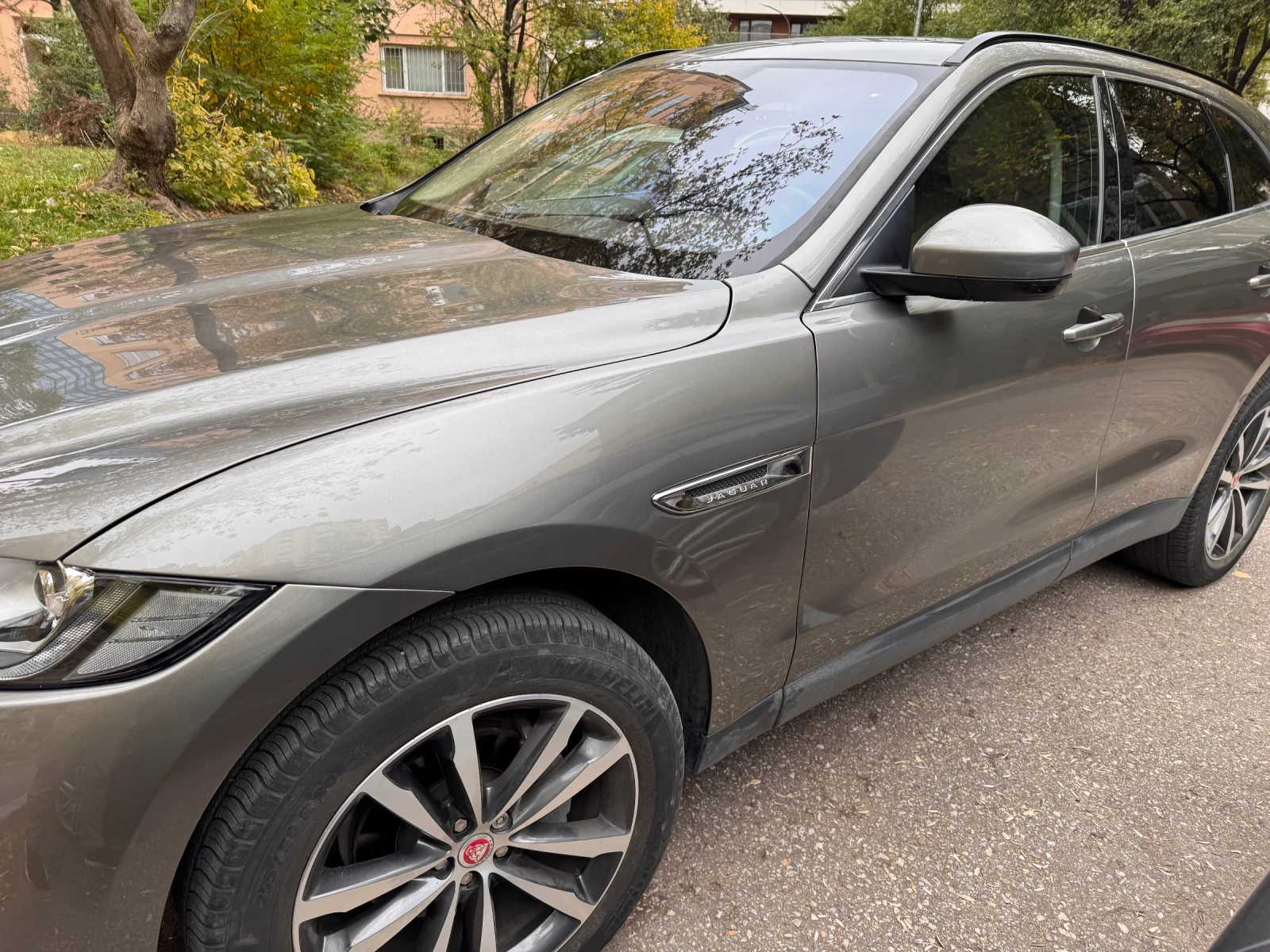Jaguar F-PACE 25t Prestige, снимка 2 - Автомобили и джипове - 48073569