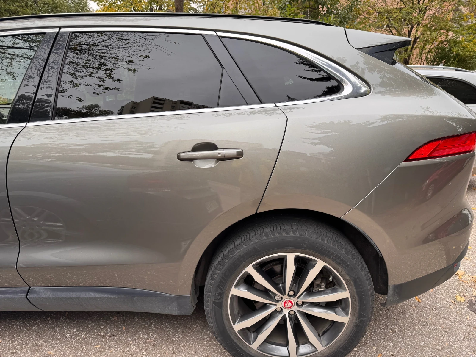 Jaguar F-PACE 25t Prestige, снимка 7 - Автомобили и джипове - 48073569