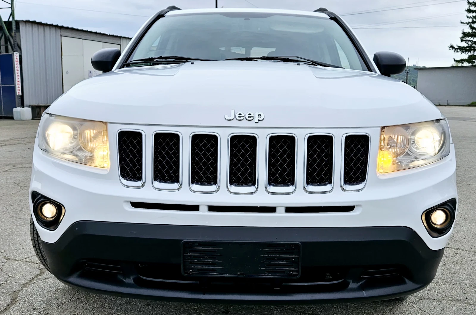 Jeep Compass 2.2* CRD* 4x4* all extras* ТОП ОФЕРТА  - изображение 2