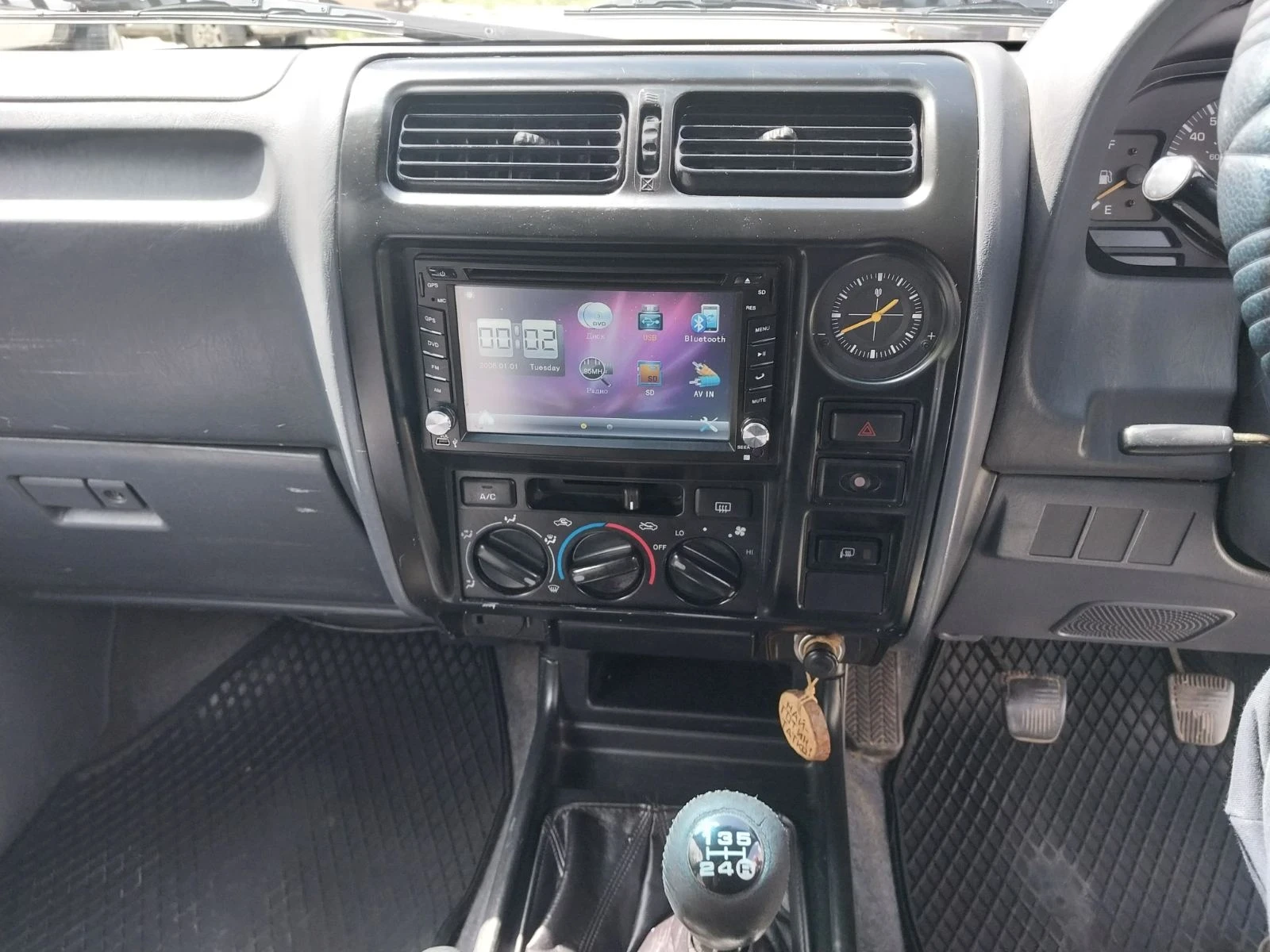 Toyota Land cruiser  - изображение 8