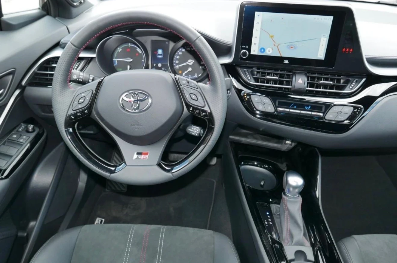 Toyota C-HR GR/JBL/Кожа/2.0 184 к.с. - изображение 9