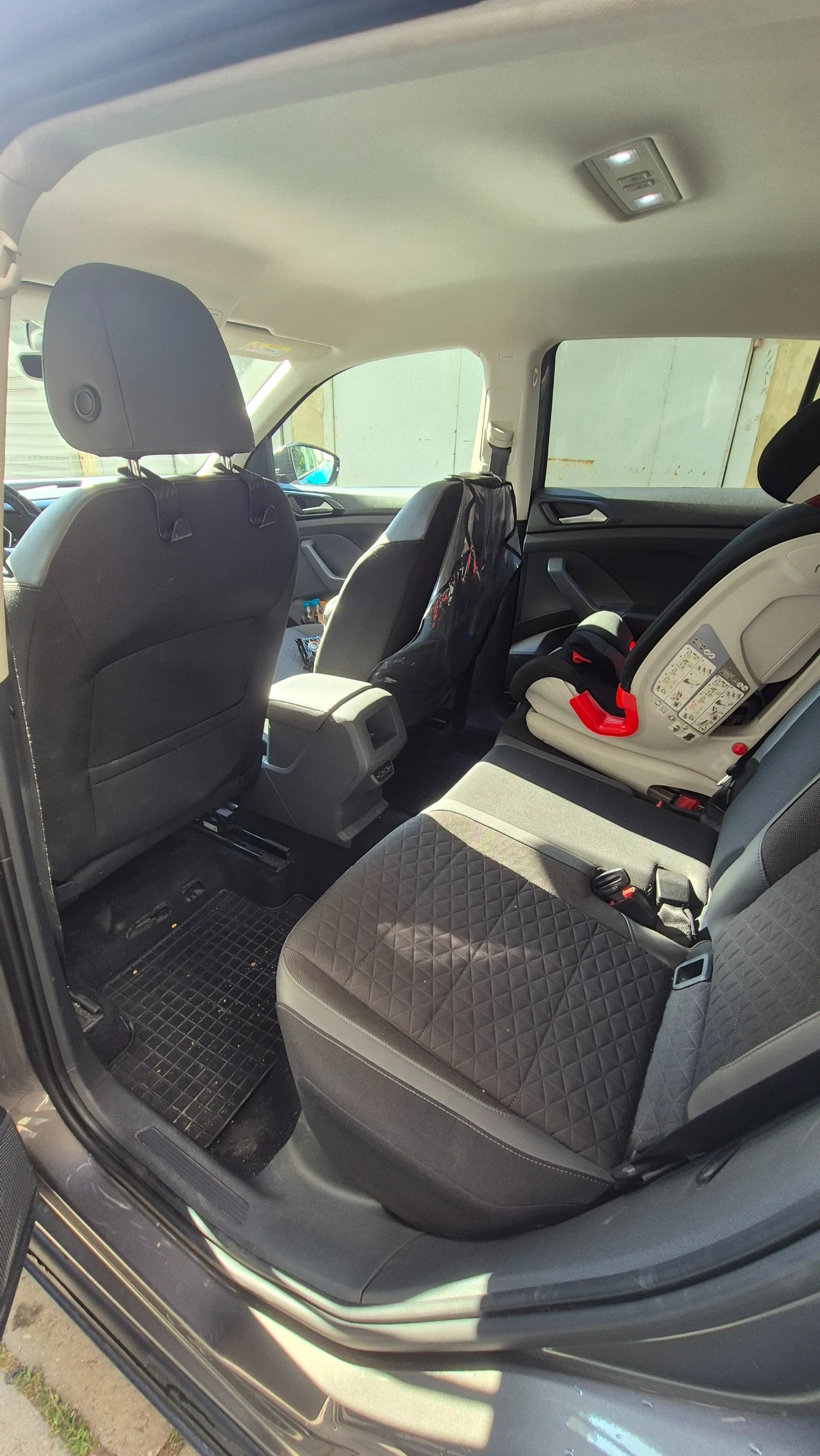 VW T-Cross  - изображение 8