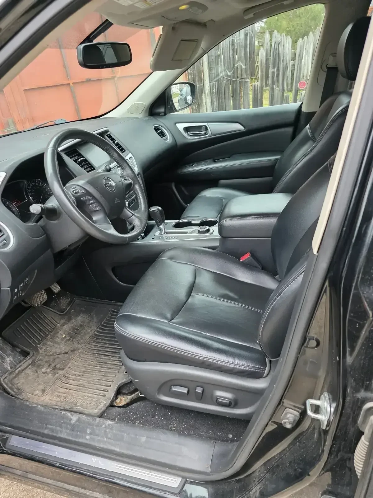 Nissan Pathfinder  - изображение 5