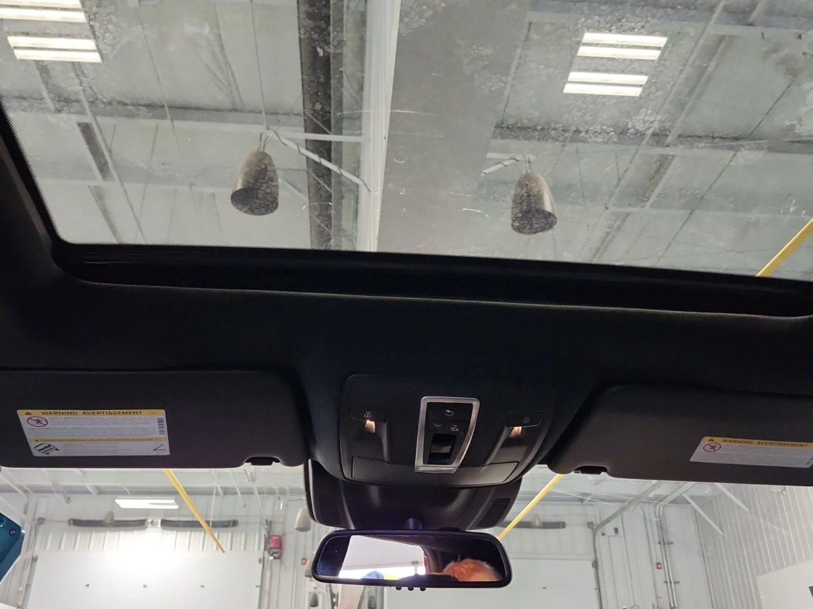 Mercedes-Benz GLE 43 AMG * * CARFAX * * АВТО КРЕДИТ * * , снимка 13 - Автомобили и джипове - 54034516