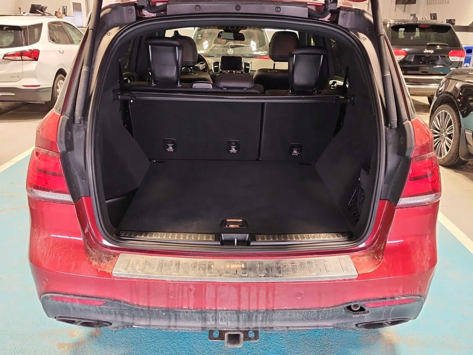 Mercedes-Benz GLE 43 AMG * * CARFAX * * АВТО КРЕДИТ * * , снимка 7 - Автомобили и джипове - 54034516