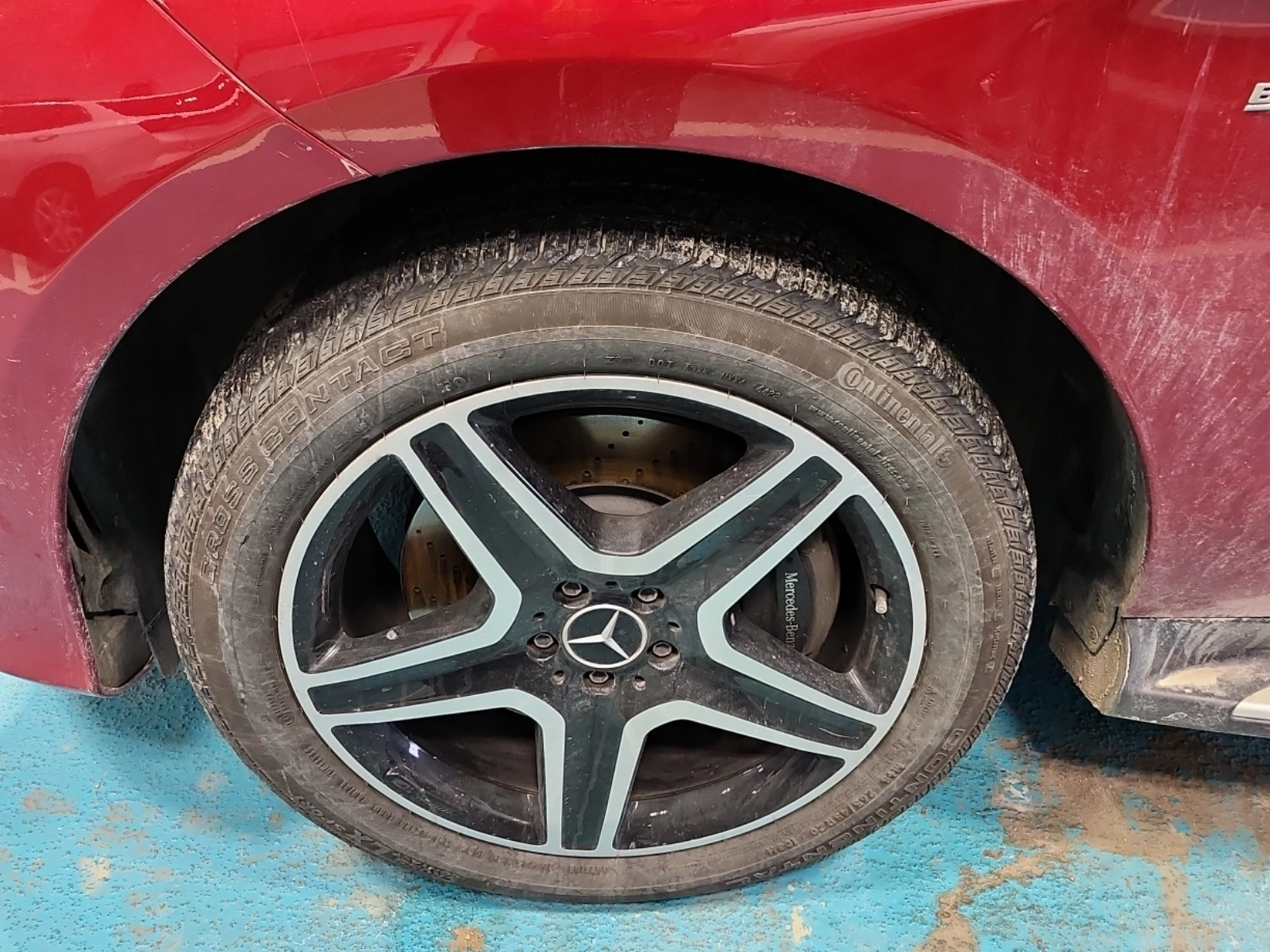 Mercedes-Benz GLE 43 AMG * * CARFAX * * АВТО КРЕДИТ * * , снимка 6 - Автомобили и джипове - 54034516