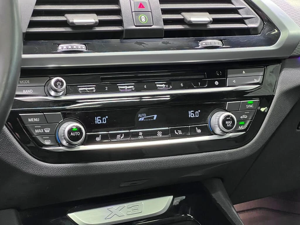 BMW X3 30i* XDRIVE* MPACK* HEAD-UP* HARMAN* ПАНО* АМБИЕНТ, снимка 12 - Автомобили и джипове - 54217967