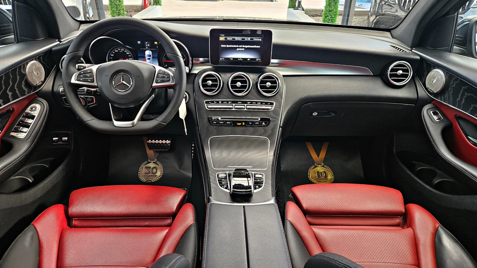 Mercedes-Benz GLC Coupe 250AMG/SPECIAL/GERMANY/CAMERA/SIGN AS/AUTO H/LIZIN, снимка 9 - Автомобили и джипове - 55332863