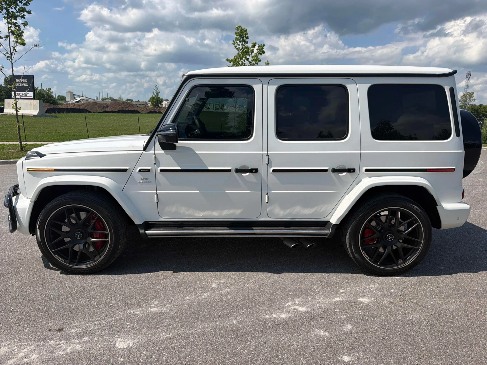 Mercedes-Benz G * AMG 63 * CARFAX * ОПЦИЯ ЗА ФИНАНСИРАНЕ, снимка 2 - Автомобили и джипове - 55888358