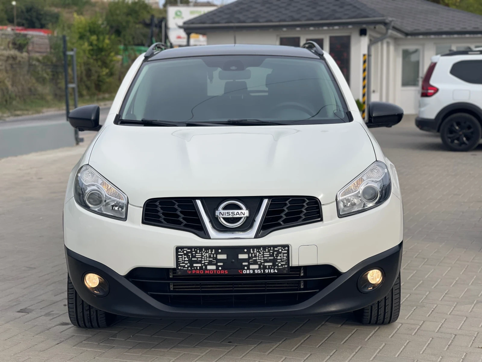 Nissan Qashqai Камери 360, снимка 3 - Автомобили и джипове - 56162746