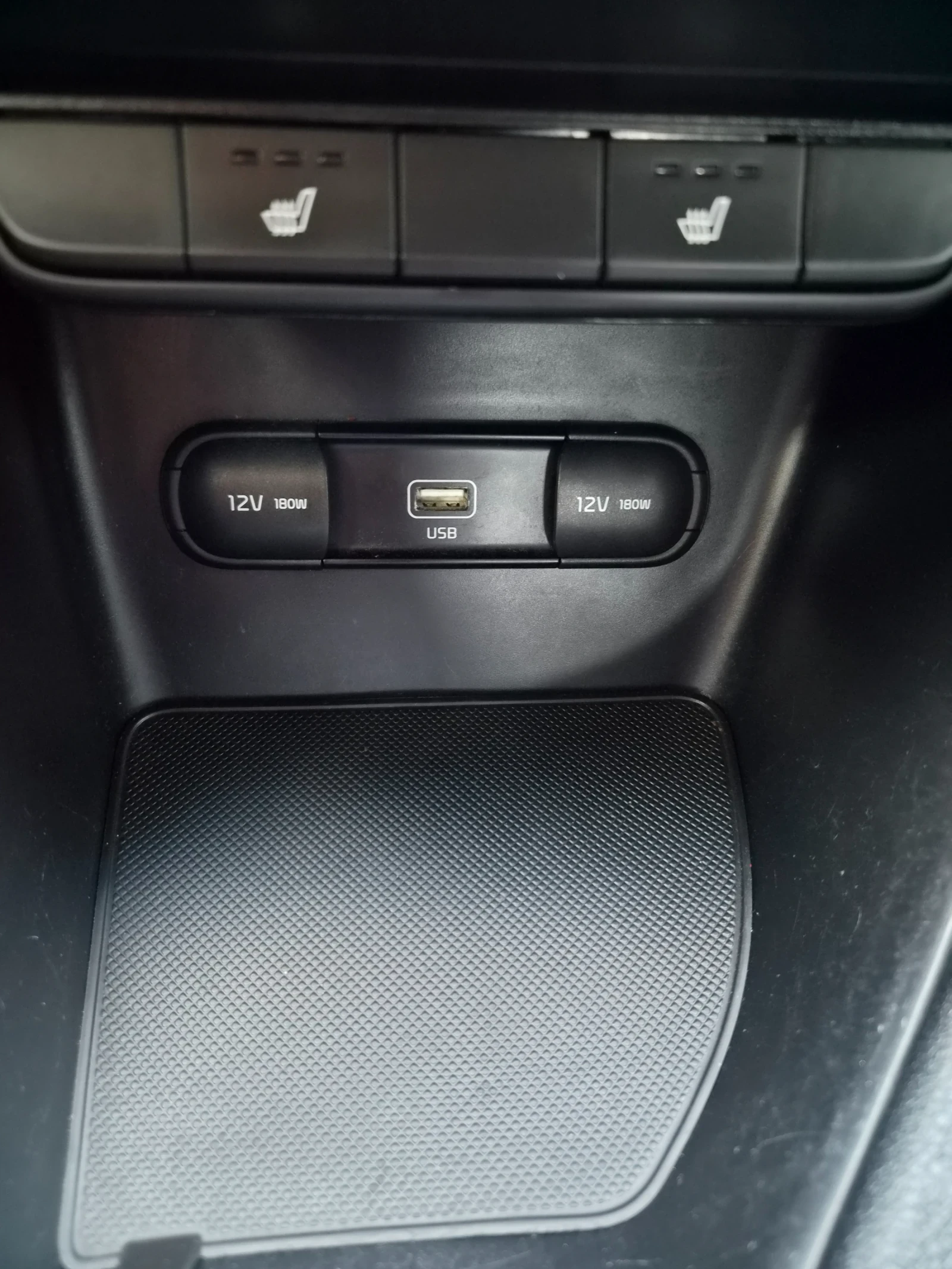 Kia Sportage, снимка 15 - Автомобили и джипове - 56465699