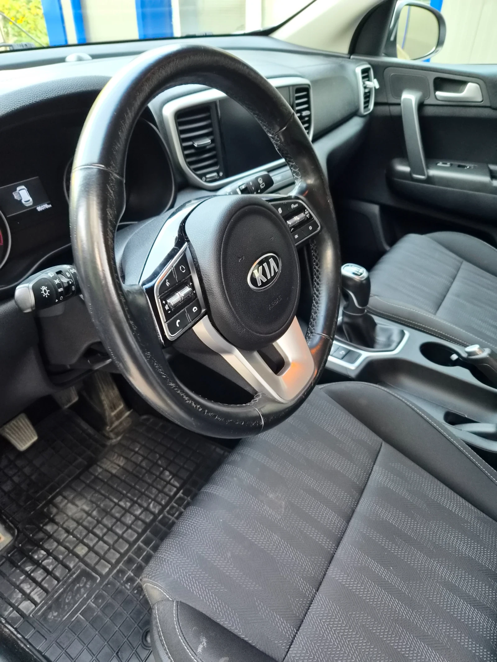 Kia Sportage, снимка 11 - Автомобили и джипове - 56465699