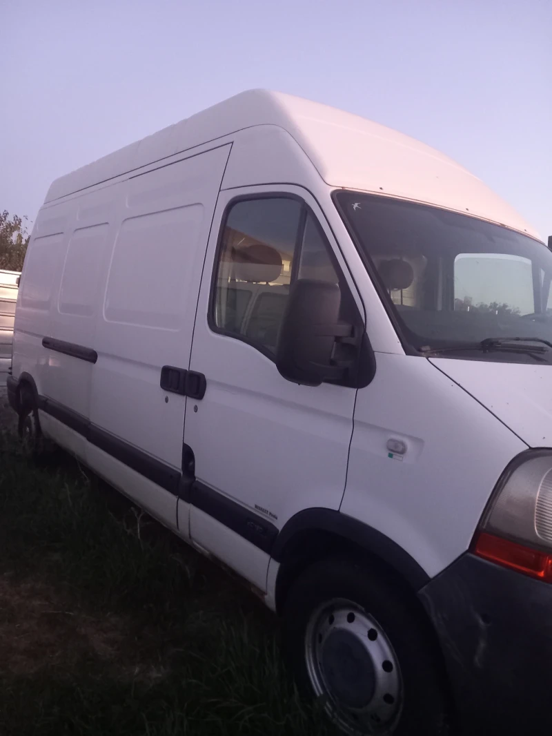 Renault Master 2, 5 двойно макси клима 2броя пресТБИ банка , снимка 16 - Бусове и автобуси - 46468511