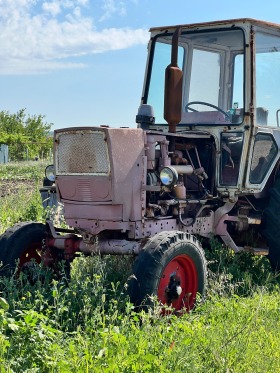 Трактор ЮМЗ 6Л, снимка 1