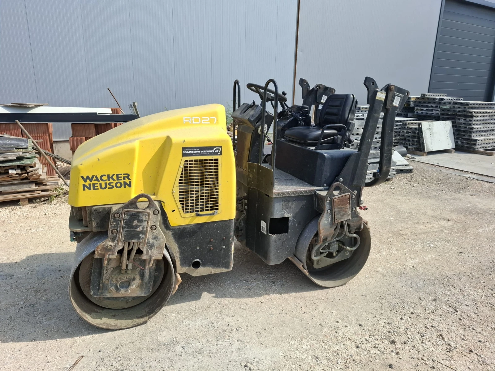 Валяк Друга марка wacker neuson RD27, снимка 2 - Индустриална техника - 56164525