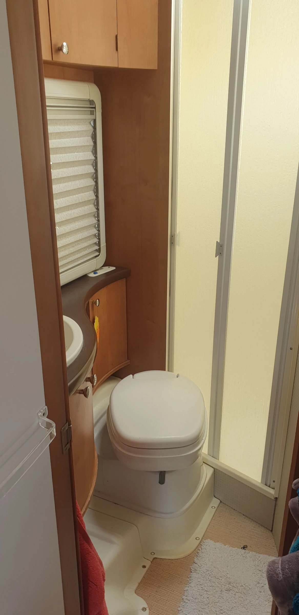  Rapido 986F | Mobile.bg   15