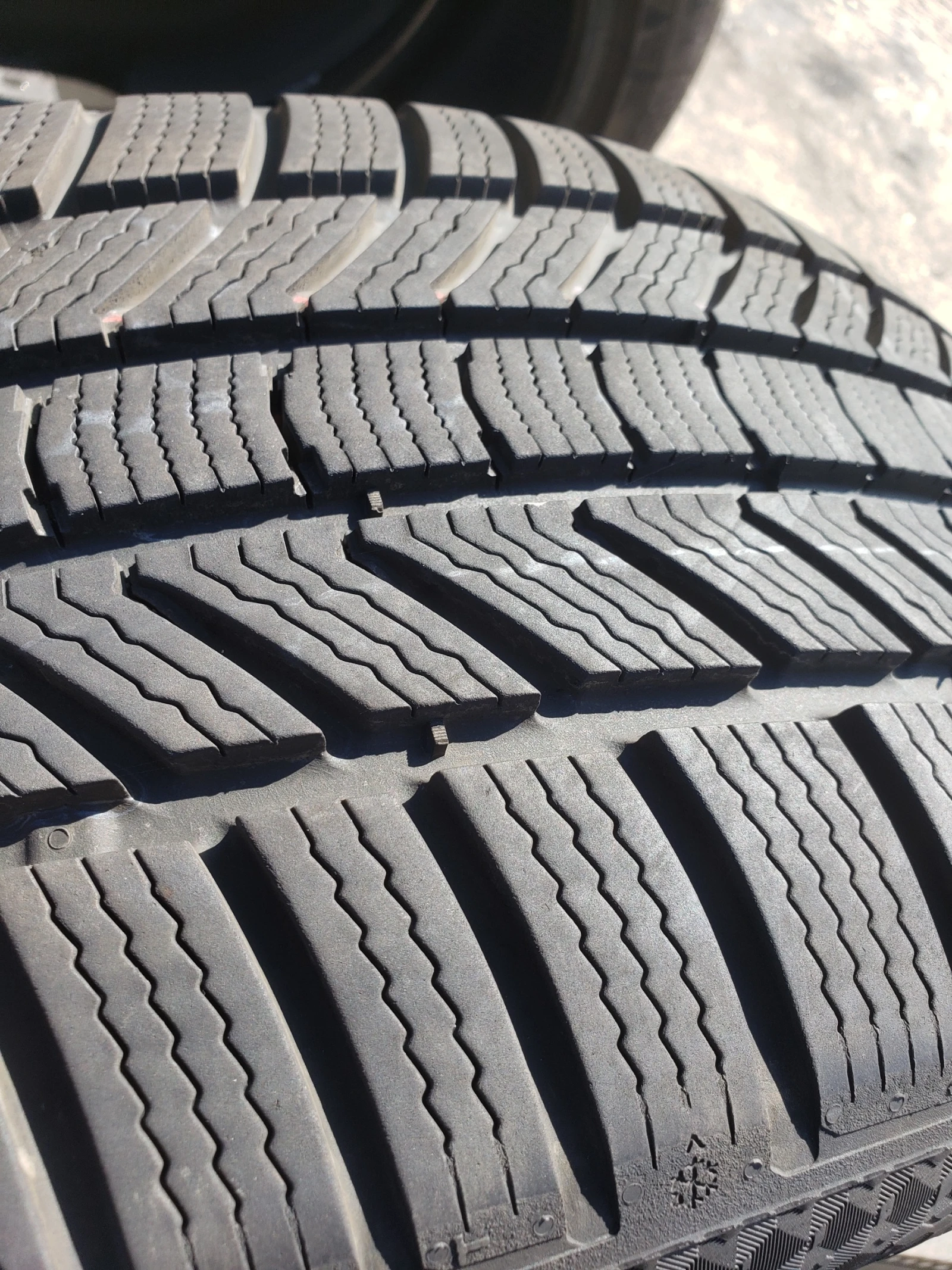  255/40R21 | Mobile.bg   4