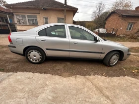 Volvo S60 2, 4 газ, снимка 10