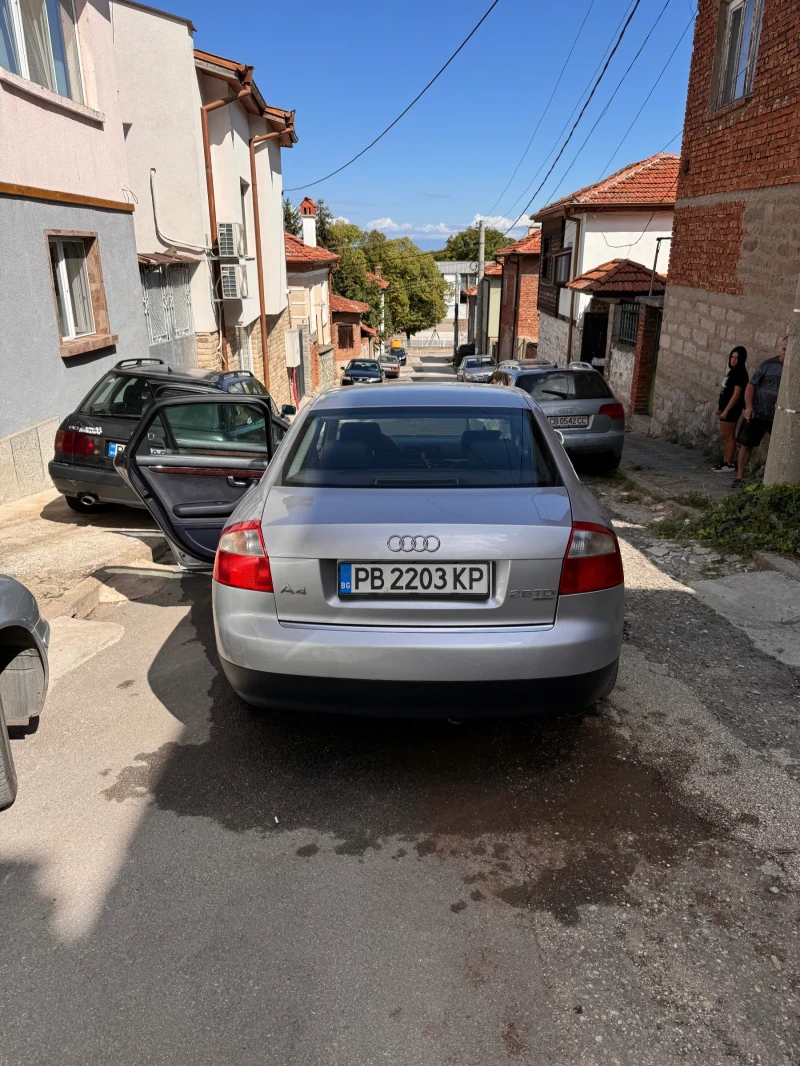 Audi A4 2.5TDI, снимка 3 - Автомобили и джипове - 47379439