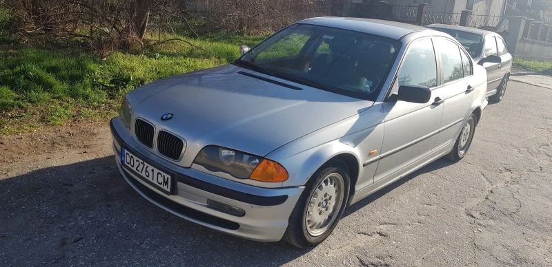 BMW 318, снимка 1 - Автомобили и джипове - 47972934