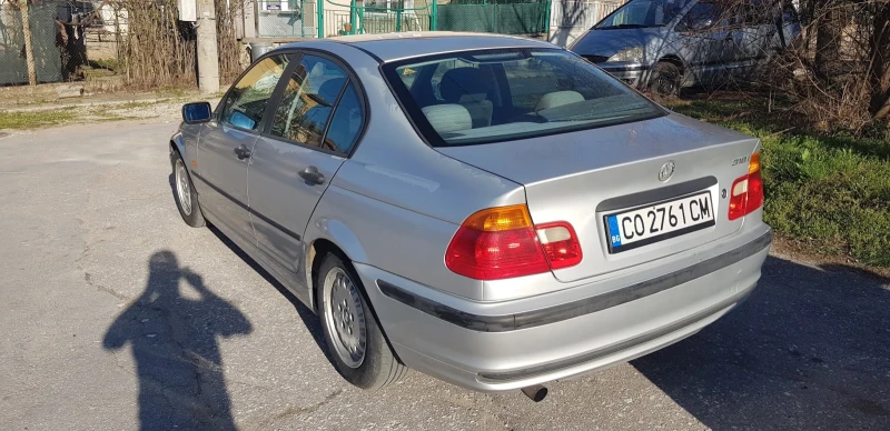 BMW 318, снимка 4 - Автомобили и джипове - 47972934