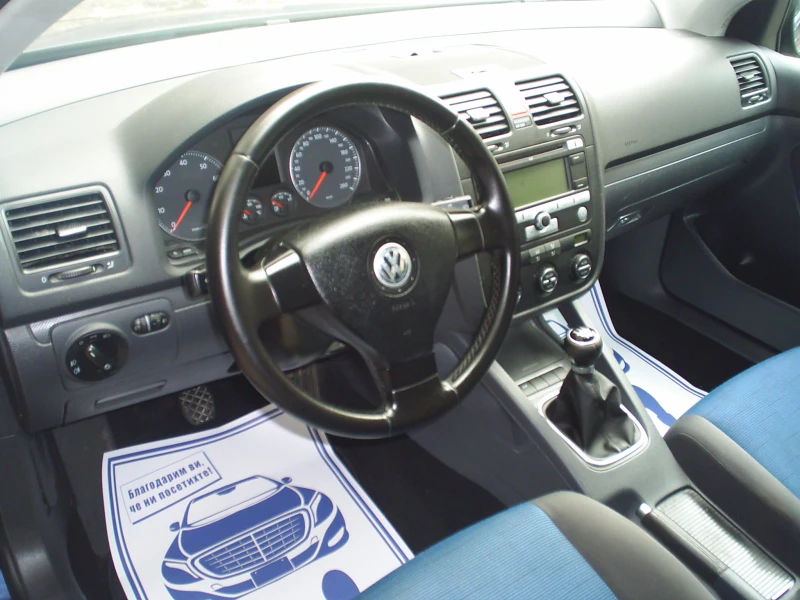 VW Golf 1.6 16V 102к.с, снимка 9 - Автомобили и джипове - 48415549