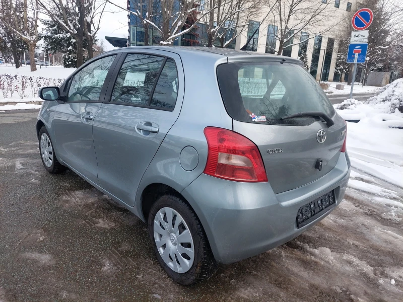 Toyota Yaris 1, 3i 87ps, снимка 5 - Автомобили и джипове - 48665327