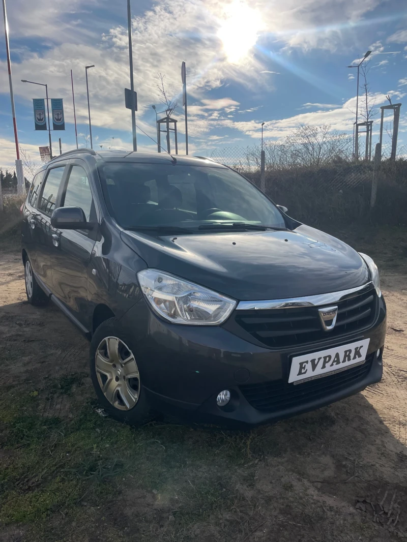 Dacia Lodgy 1.6i 6+ 1, снимка 2 - Автомобили и джипове - 48827694