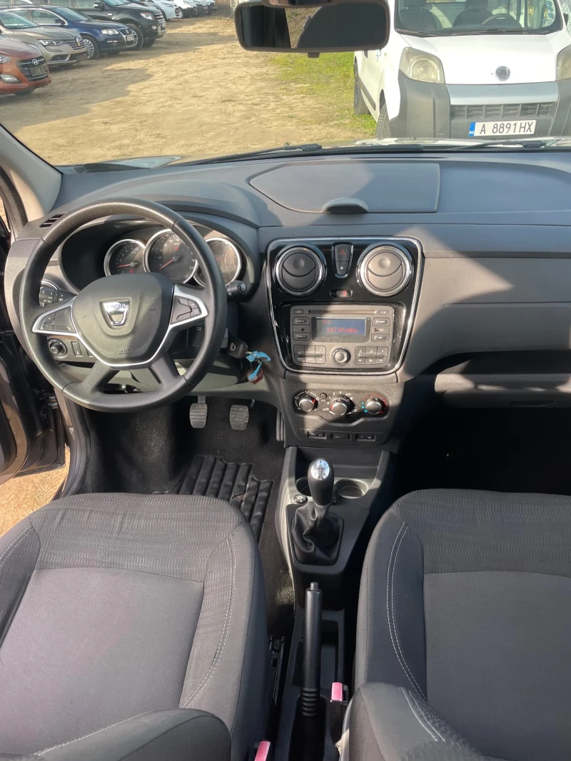 Dacia Lodgy 1.6i 6+ 1, снимка 6 - Автомобили и джипове - 48827694