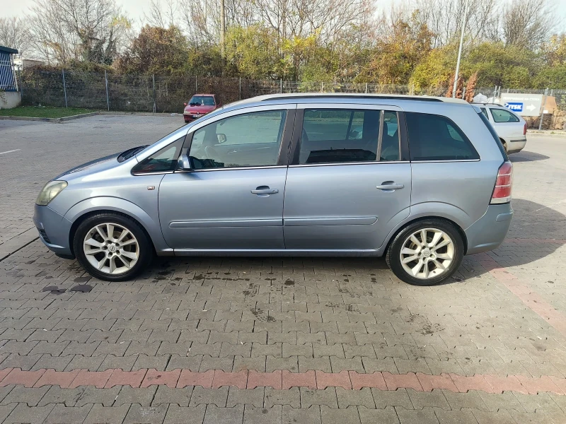 Opel Zafira, снимка 2 - Автомобили и джипове - 52433342