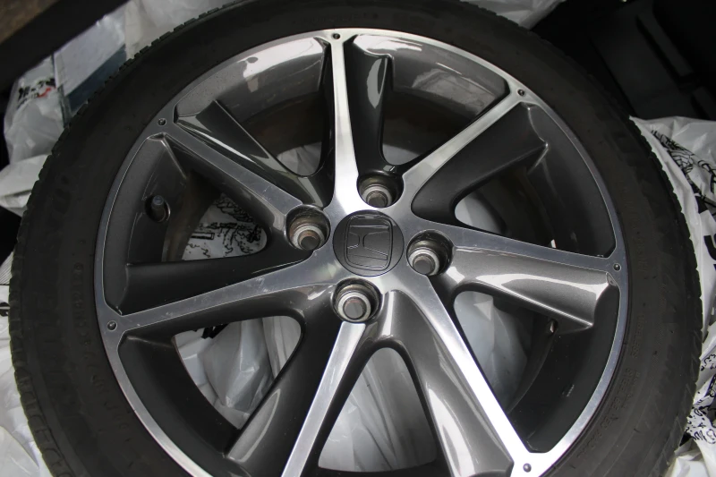 Honda Jazz 1.4 Si Facelift i-Vtec 9700 km !!, снимка 9 - Автомобили и джипове - 53038608