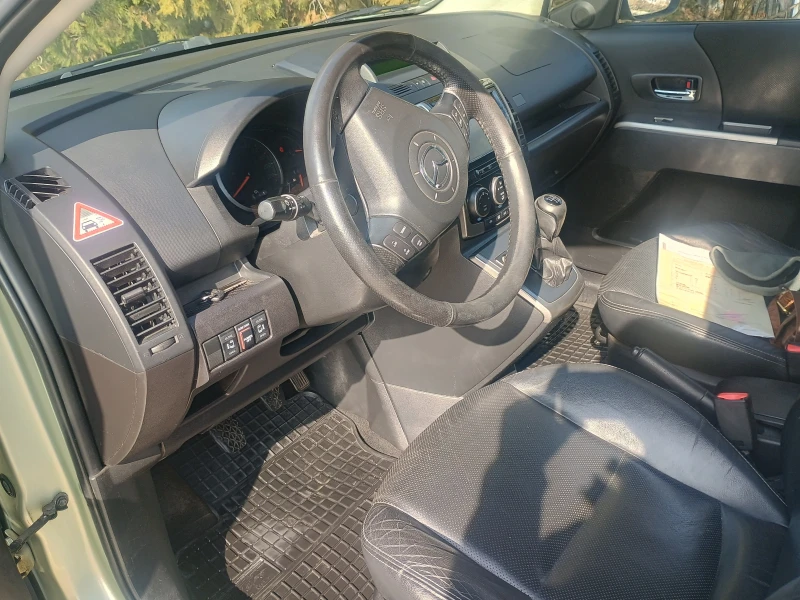 Mazda 5, снимка 10 - Автомобили и джипове - 53402092