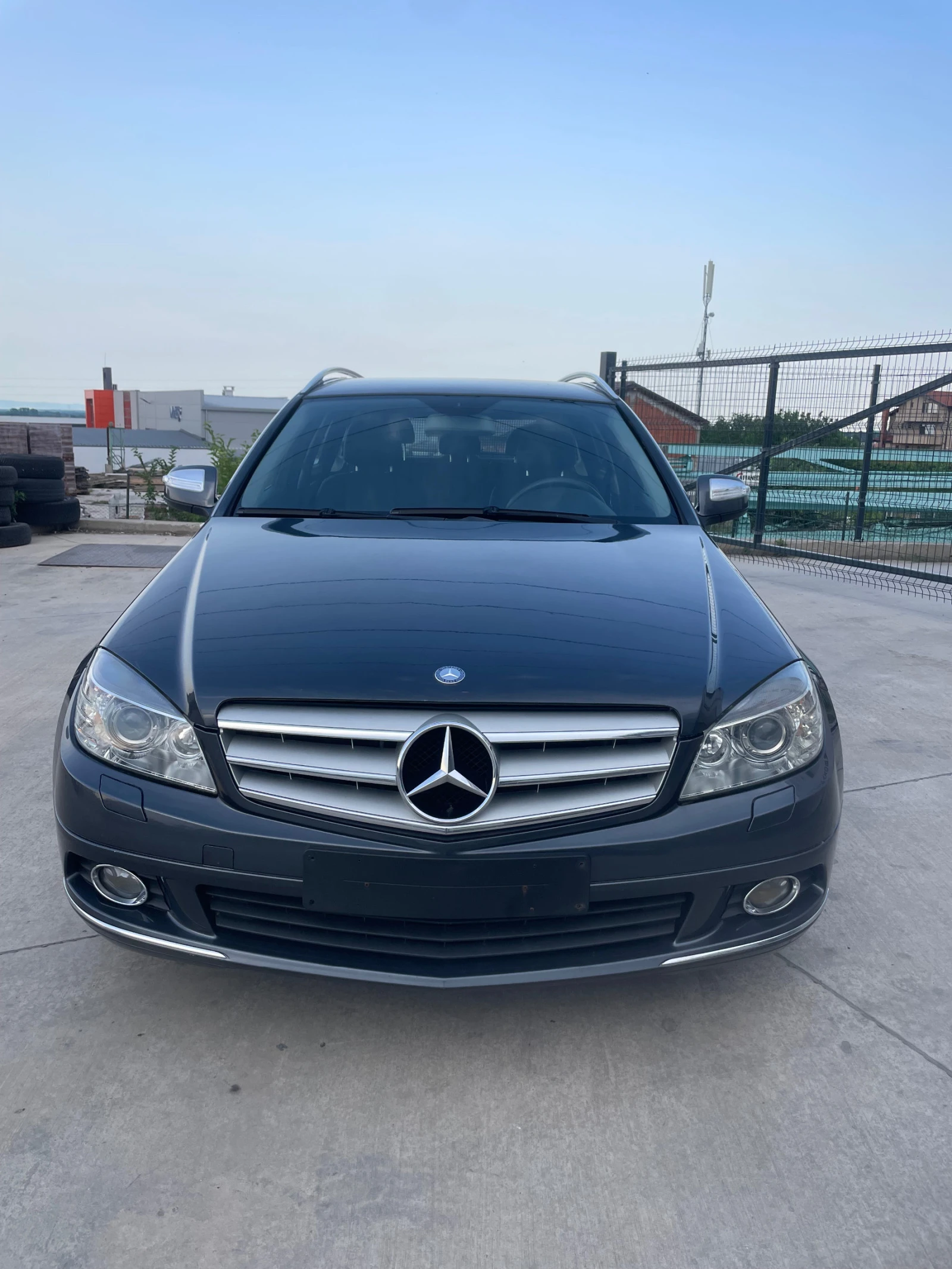 Mercedes-Benz C 200 CDi - изображение 2