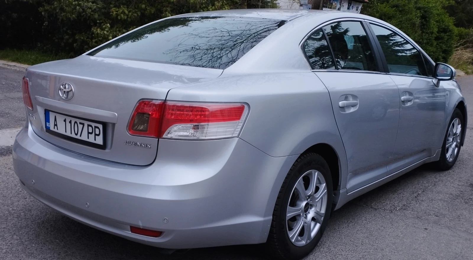 Toyota Avensis 1, 8-Бензин  - изображение 3