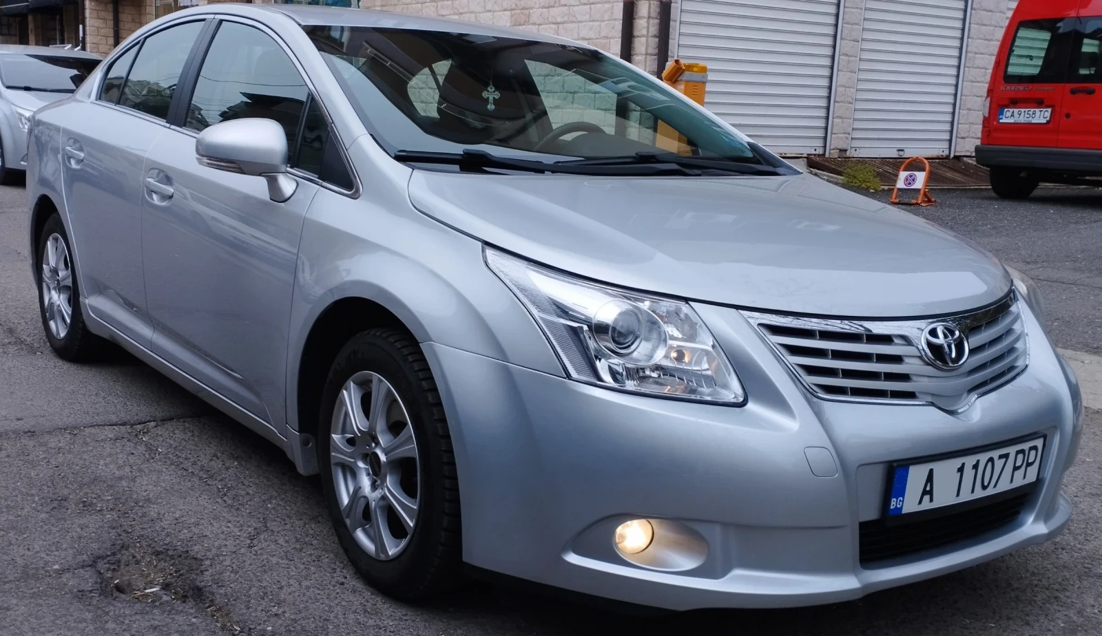 Toyota Avensis 1, 8-Бензин  - изображение 2
