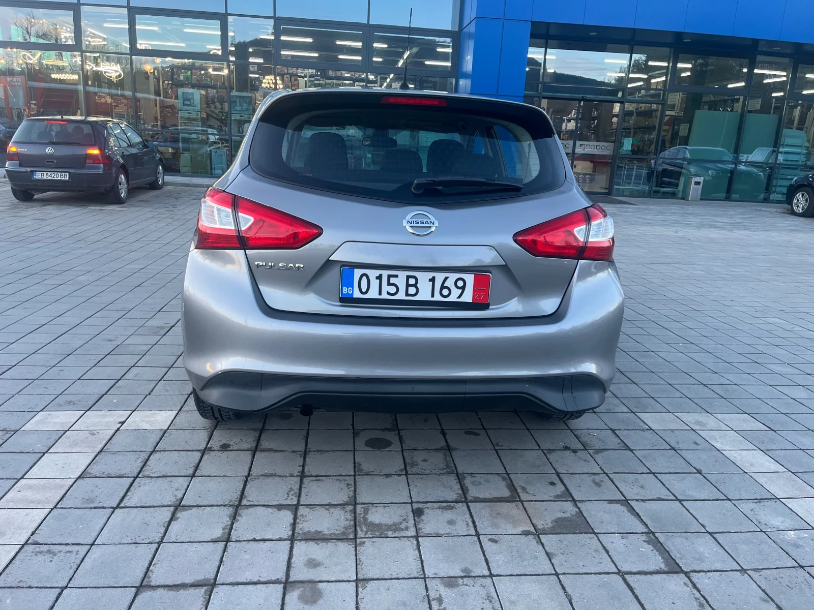 Nissan Pulsar 1.2 Бензин 115кс - изображение 7