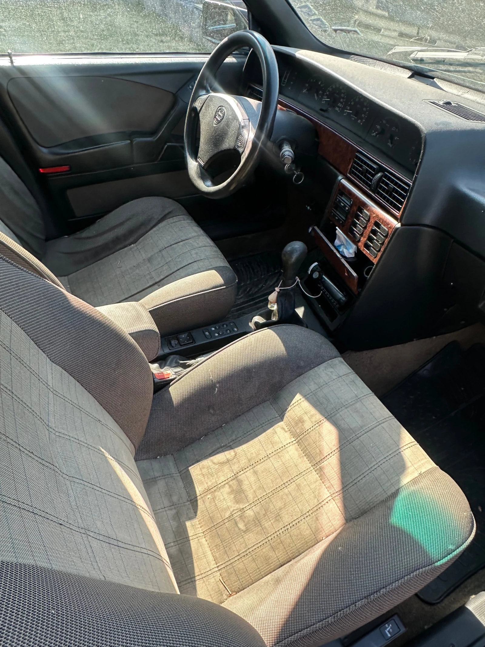 Lancia Dedra 1.8- бензин/газ - изображение 4