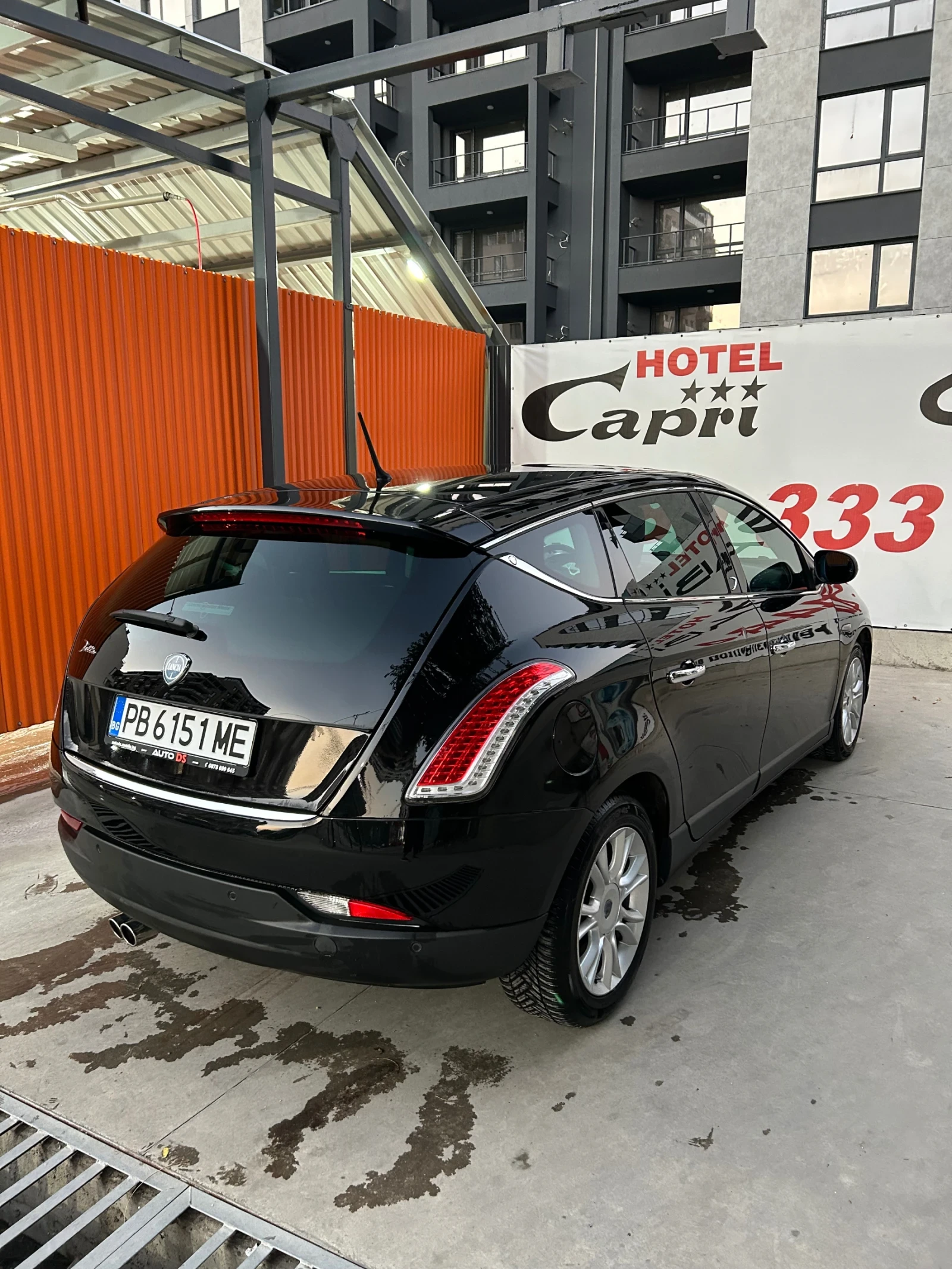 Lancia Delta 1.4 турбо - изображение 3