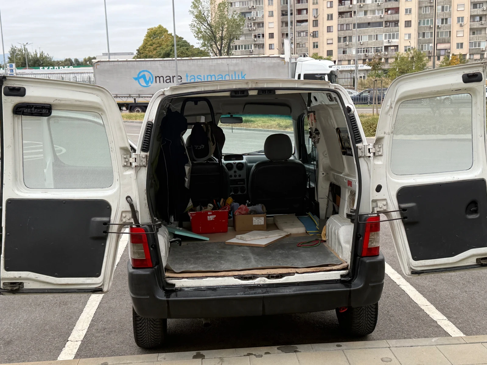 Citroen Berlingo 1, 9 75кс - изображение 8