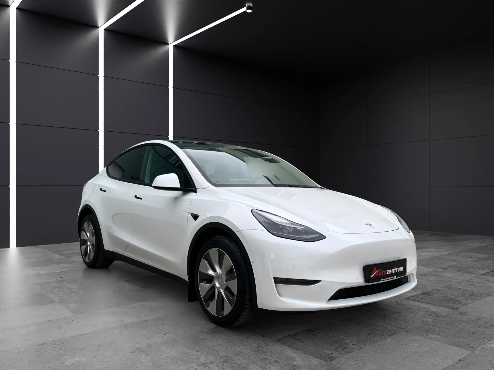 Tesla Model Y Long Range Dual AWD | Mobile.bg   1