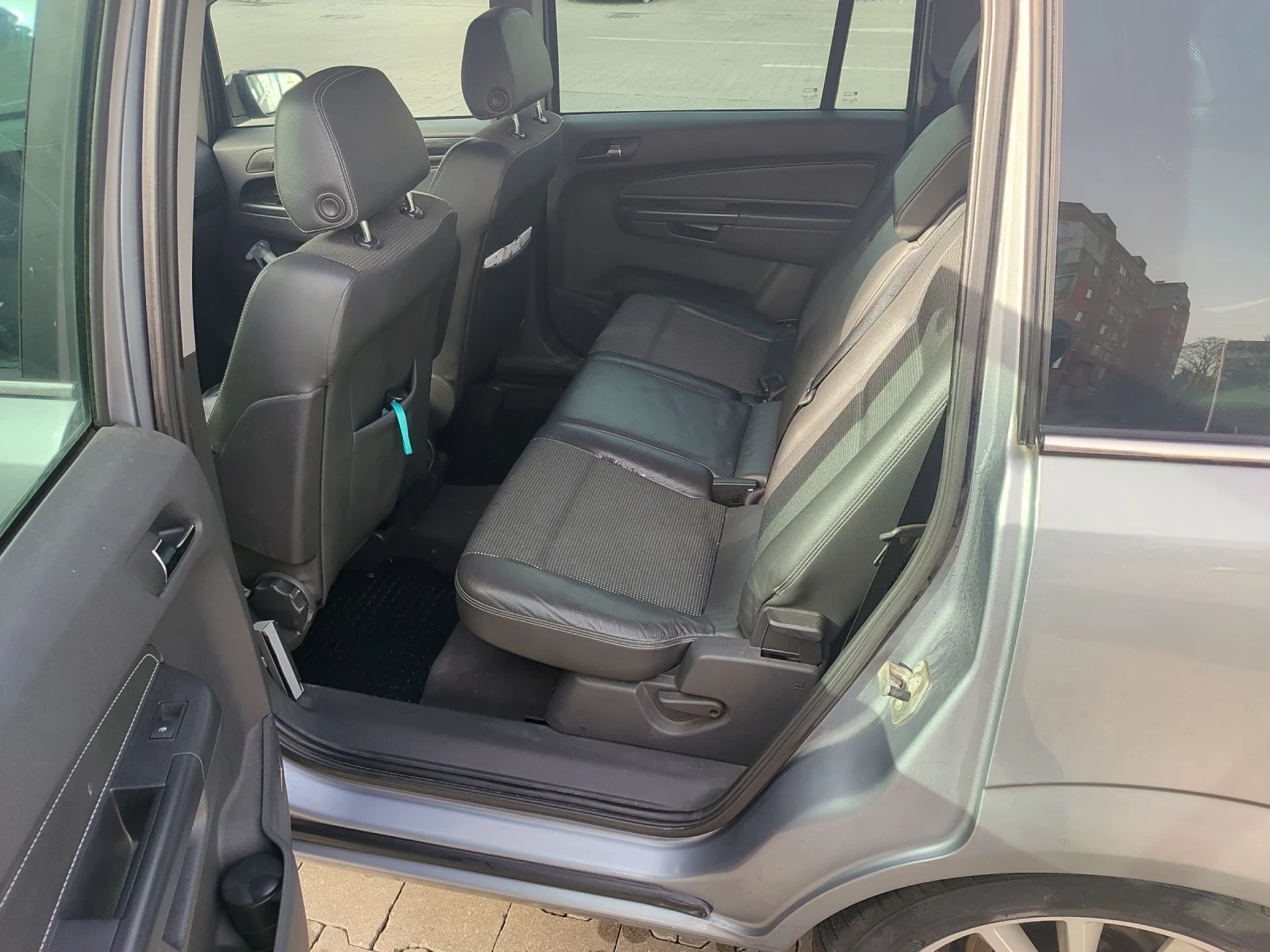 Opel Zafira  - изображение 10
