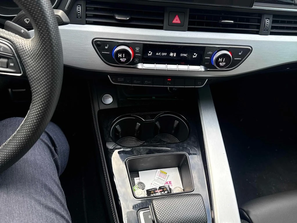 Audi A4 2023 QUATTRO* S LINE * БЕЗ ПЪРВОНАЧАЛНА ВНОСКА*  - изображение 9