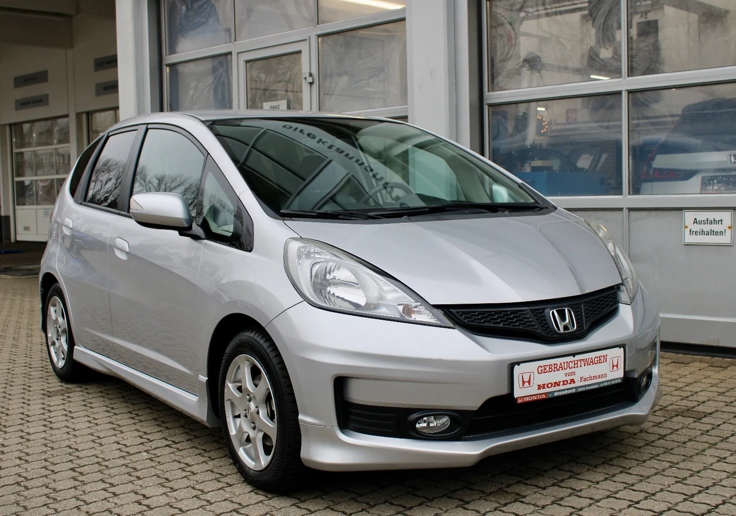 Honda Jazz 1.4 Si Facelift i-Vtec 9700 km !! - изображение 2