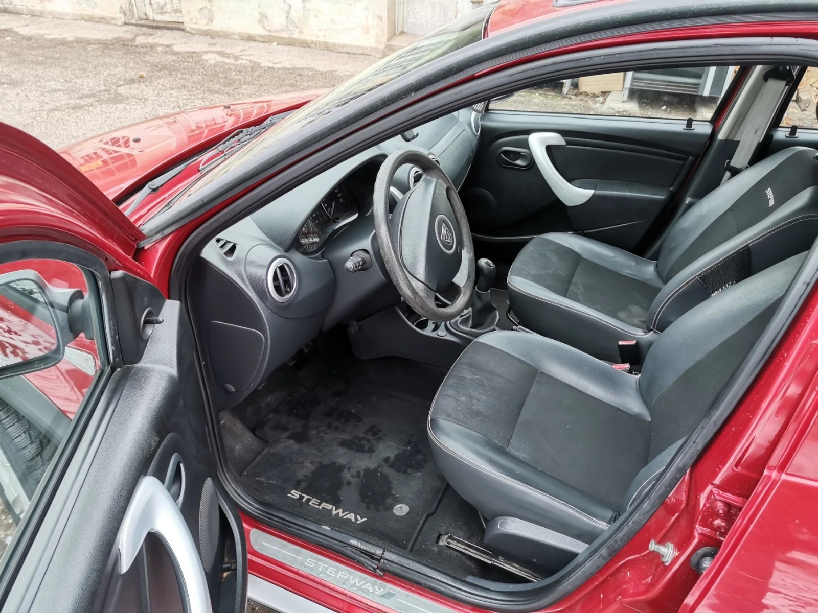 Dacia Sandero | Mobile.bg � ����������� 16