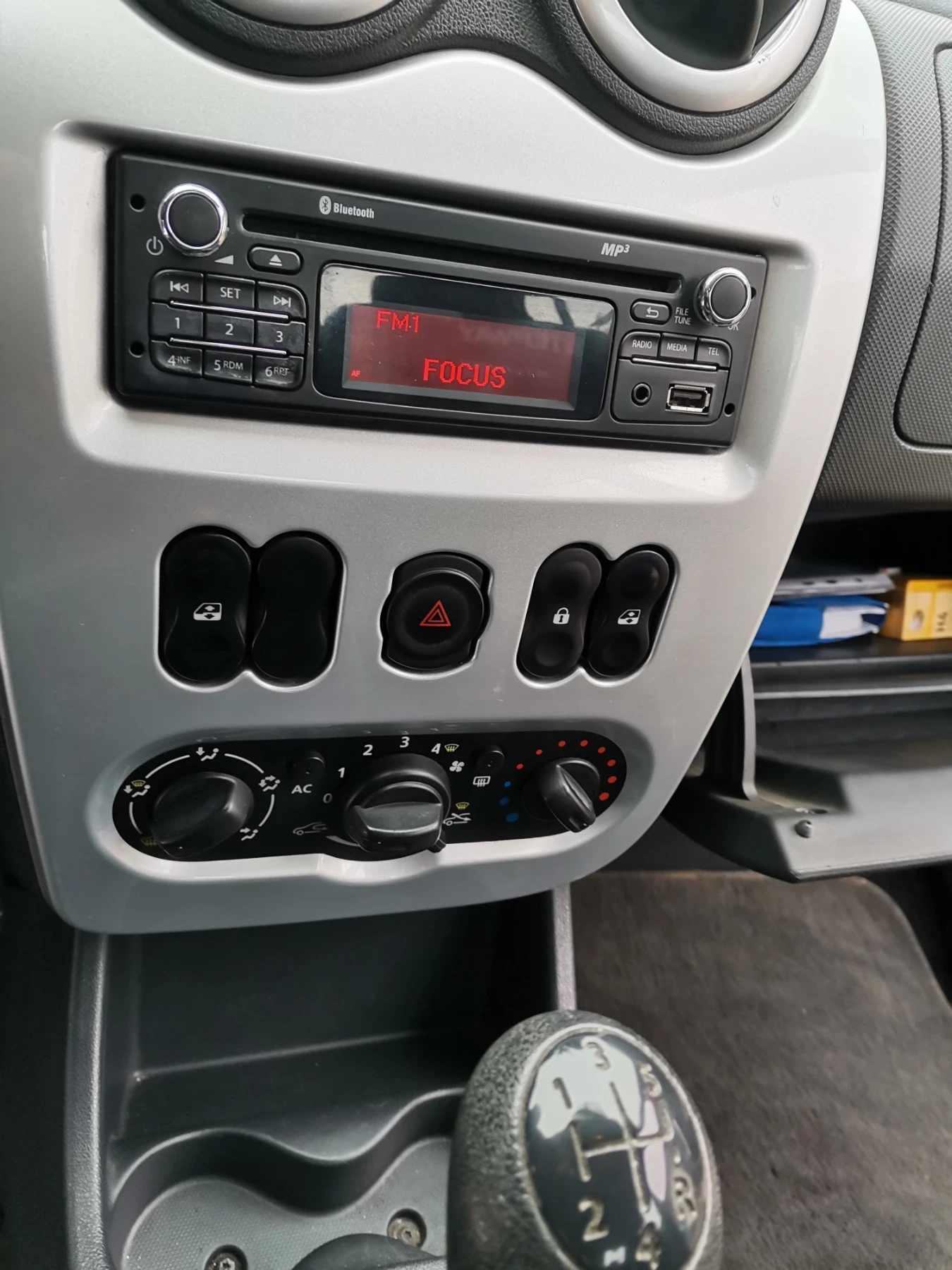 Dacia Sandero  - изображение 4